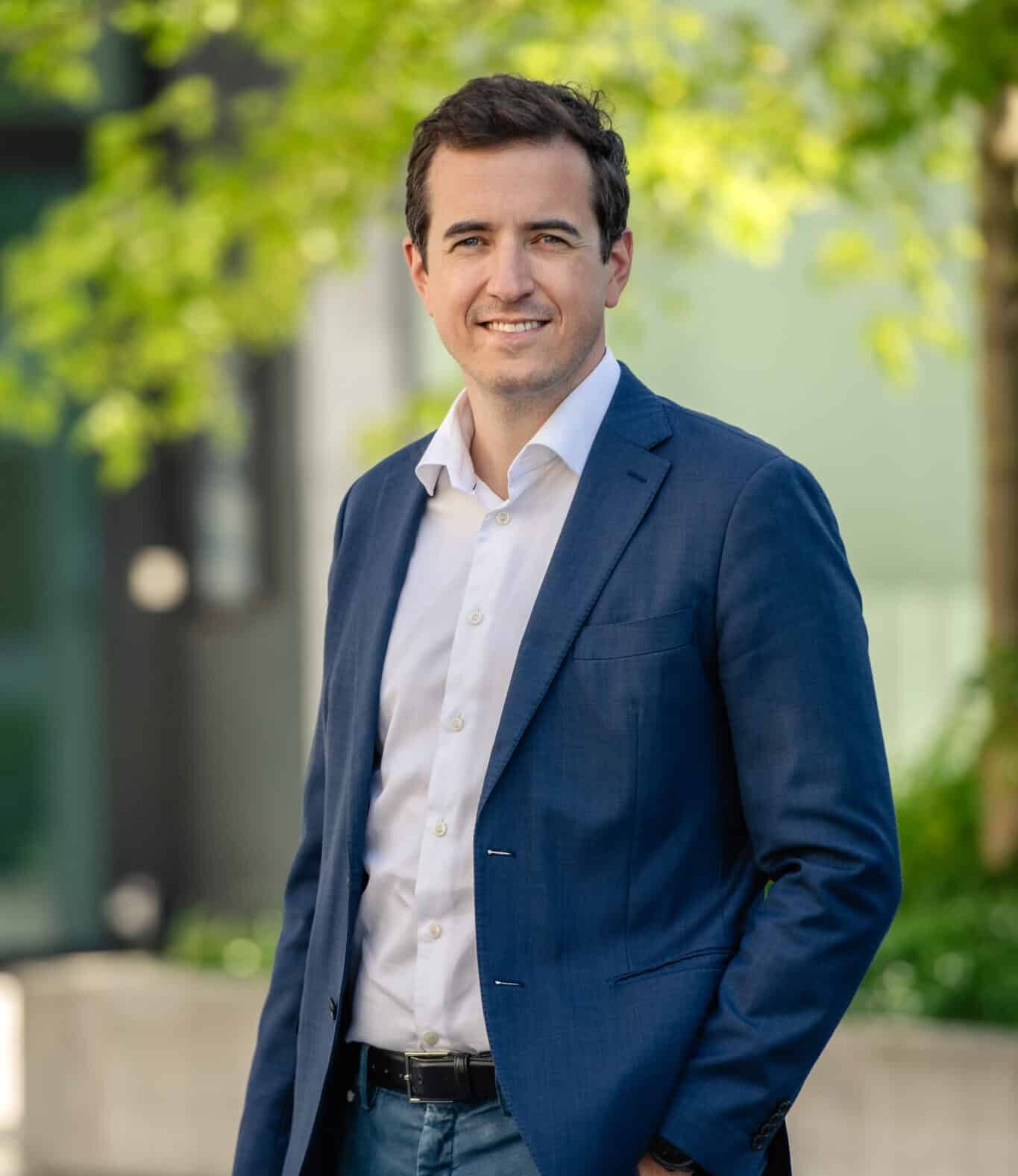 Peder Weidemann Egseth - Corporate Communications